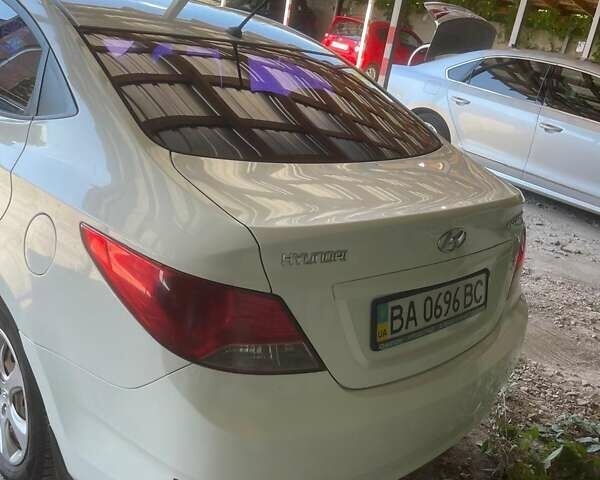 Хендай Акцент 2013 в Кропивницком (Кировограде) на Automoto.ua Хендай Акцент, объемом двигателя 1.4 л и пробегом 201 тыс. км за 6000 $, фото 1 на Automoto.ua