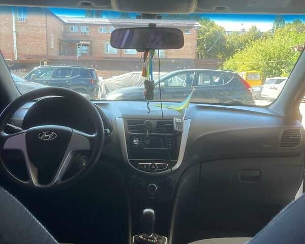 Хендай Акцент 2013 в Кропивницком (Кировограде) на Automoto.ua Хендай Акцент, объемом двигателя 1.4 л и пробегом 201 тыс. км за 6000 $, фото 13 на Automoto.ua