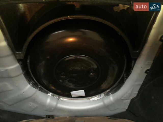 Хендай Акцент, объемом двигателя 1.4 л и пробегом 160 тыс. км за 9000 $, фото 13 на Automoto.ua