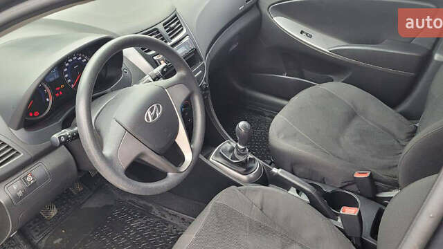 Хендай Акцент, об'ємом двигуна 1.4 л та пробігом 67 тис. км за 9500 $, фото 5 на Automoto.ua