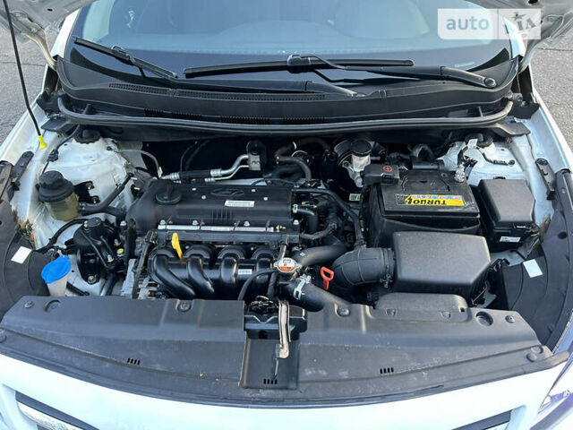 Хендай Акцент, об'ємом двигуна 1.4 л та пробігом 58 тис. км за 11900 $, фото 29 на Automoto.ua