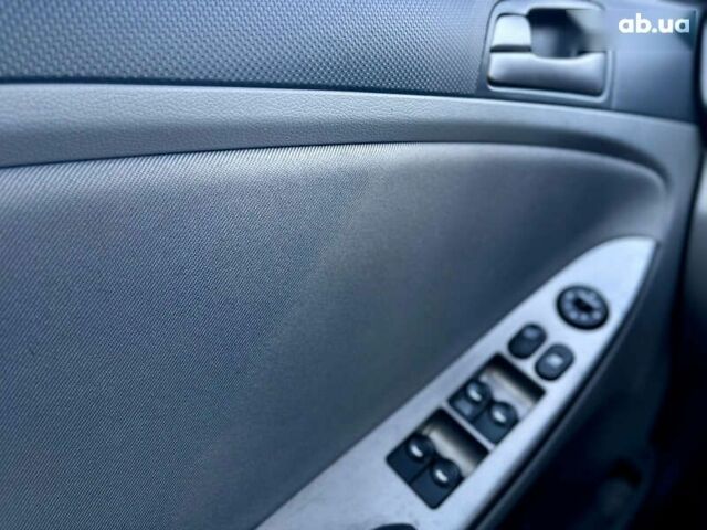 Хендай Акцент, об'ємом двигуна 1.6 л та пробігом 167 тис. км за 8500 $, фото 23 на Automoto.ua