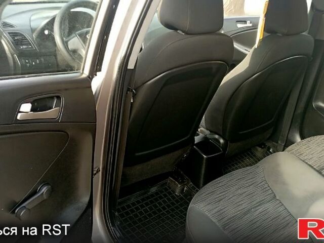 Хендай Акцент, об'ємом двигуна 1.6 л та пробігом 160 тис. км за 6600 $, фото 7 на Automoto.ua