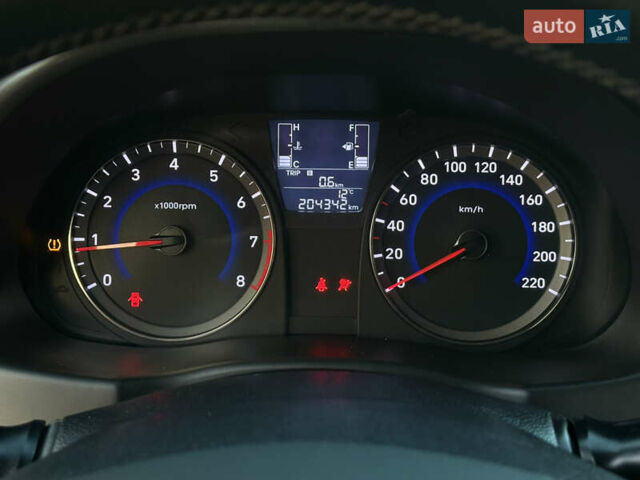 Хендай Акцент, объемом двигателя 1.37 л и пробегом 204 тыс. км за 6999 $, фото 14 на Automoto.ua