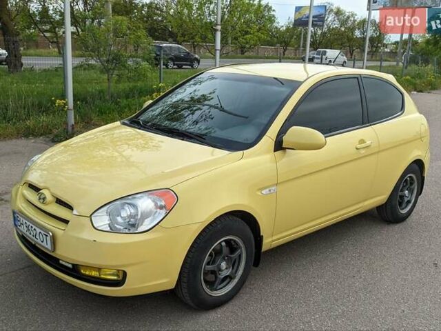 Жовтий Хендай Акцент, об'ємом двигуна 1.6 л та пробігом 149 тис. км за 4700 $, фото 3 на Automoto.ua