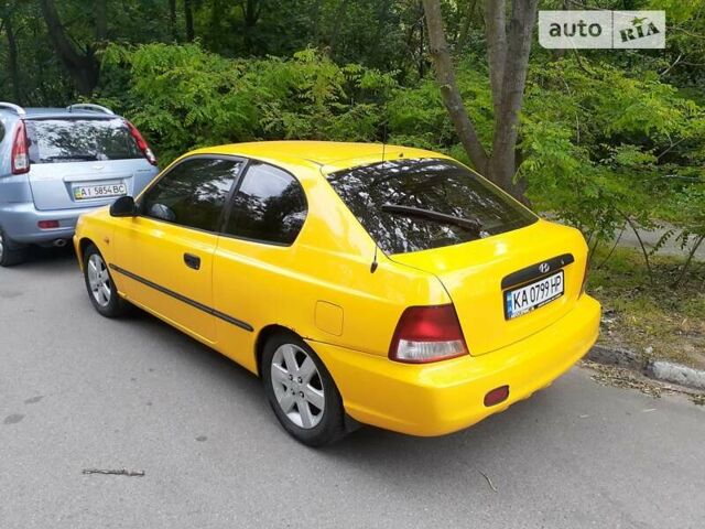 Желтый Хендай Акцент, объемом двигателя 0 л и пробегом 337 тыс. км за 2500 $, фото 1 на Automoto.ua