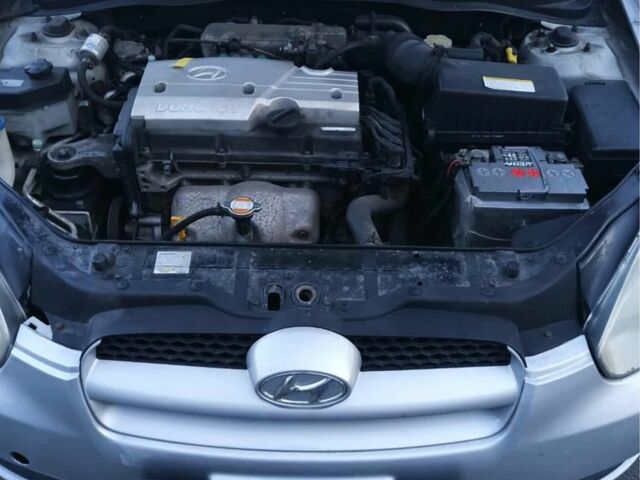 Сірий Хендай Акцент, об'ємом двигуна 1.4 л та пробігом 269 тис. км за 3900 $, фото 5 на Automoto.ua