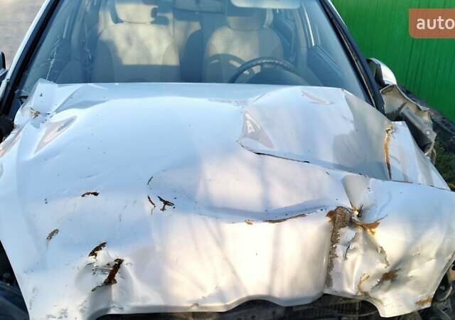 Серый Хендай Акцент, объемом двигателя 1.4 л и пробегом 162 тыс. км за 2200 $, фото 9 на Automoto.ua