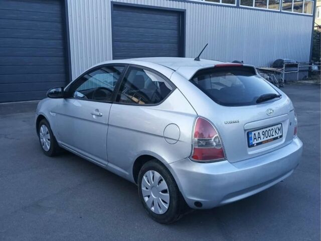 Сірий Хендай Акцент, об'ємом двигуна 1.4 л та пробігом 269 тис. км за 3900 $, фото 2 на Automoto.ua