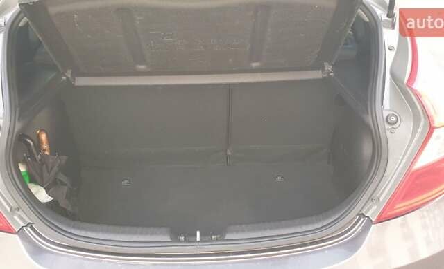 Сірий Хендай Акцент, об'ємом двигуна 1.6 л та пробігом 221 тис. км за 8500 $, фото 23 на Automoto.ua