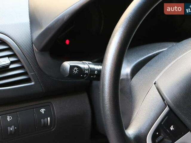 Хендай Акцент 2012 в Киеве на Automoto.ua Серый Хендай Акцент, объемом двигателя 1.4 л и пробегом 45 тыс. км за 6300 $, фото 20 на Automoto.ua