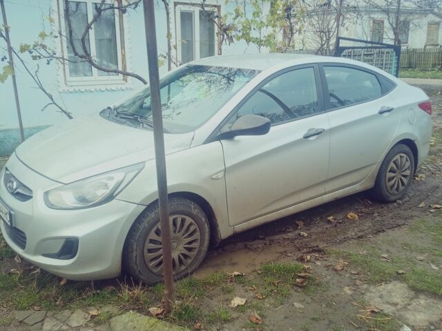 Серый Хендай Акцент, объемом двигателя 1.4 л и пробегом 173 тыс. км за 6500 $, фото 3 на Automoto.ua