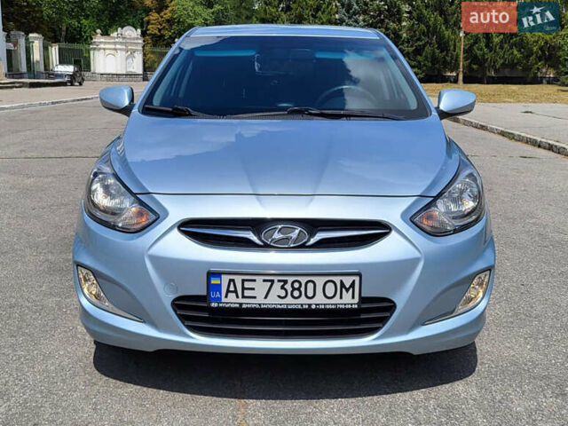 Сірий Хендай Акцент, об'ємом двигуна 1.59 л та пробігом 92 тис. км за 8500 $, фото 1 на Automoto.ua