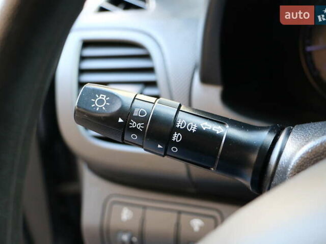 Хендай Акцент 2012 в Киеве на Automoto.ua Серый Хендай Акцент, объемом двигателя 1.4 л и пробегом 45 тыс. км за 6300 $, фото 24 на Automoto.ua