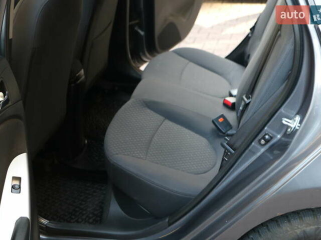 Хендай Акцент 2012 в Киеве на Automoto.ua Серый Хендай Акцент, объемом двигателя 1.4 л и пробегом 45 тыс. км за 6300 $, фото 15 на Automoto.ua