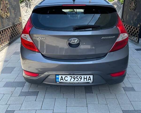 Сірий Хендай Акцент, об'ємом двигуна 1.4 л та пробігом 260 тис. км за 7200 $, фото 6 на Automoto.ua