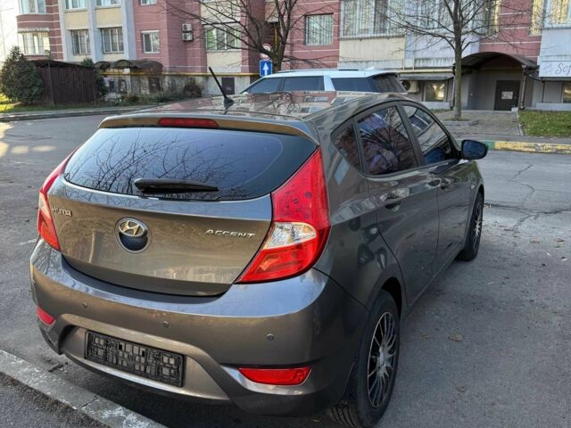 Сірий Хендай Акцент, об'ємом двигуна 1.4 л та пробігом 152 тис. км за 7700 $, фото 7 на Automoto.ua