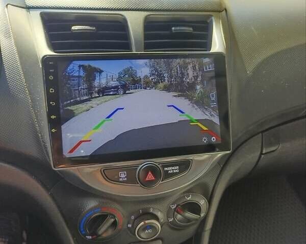 Серый Хендай Акцент, объемом двигателя 1.6 л и пробегом 200 тыс. км за 8500 $, фото 18 на Automoto.ua