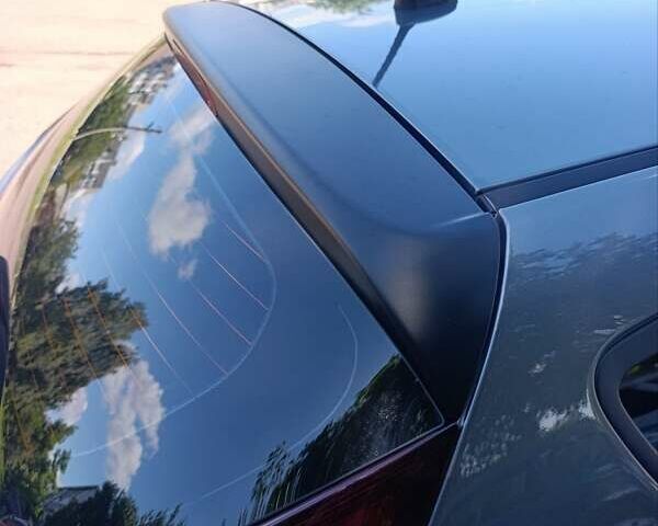 Серый Хендай Акцент, объемом двигателя 1.6 л и пробегом 200 тыс. км за 8500 $, фото 1 на Automoto.ua