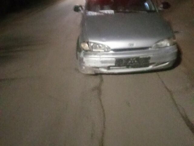 Серый Хендай Акцент, объемом двигателя 1.5 л и пробегом 1000 тыс. км за 358 $, фото 4 на Automoto.ua