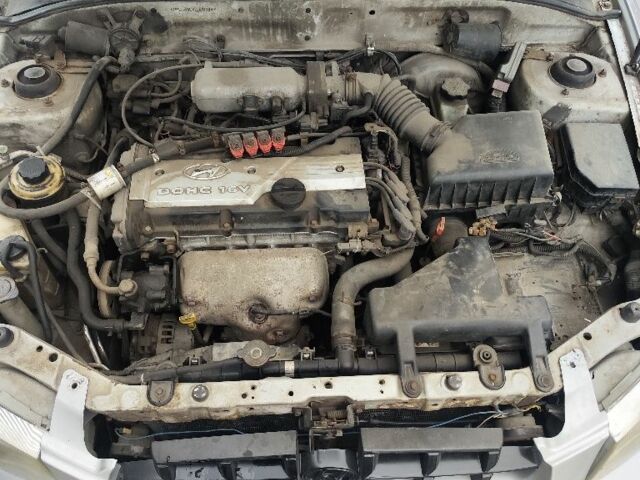 Серый Хендай Акцент, объемом двигателя 1.6 л и пробегом 480 тыс. км за 1200 $, фото 2 на Automoto.ua