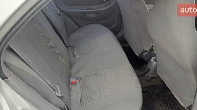 Сірий Хендай Акцент, об'ємом двигуна 1.5 л та пробігом 287 тис. км за 3500 $, фото 15 на Automoto.ua