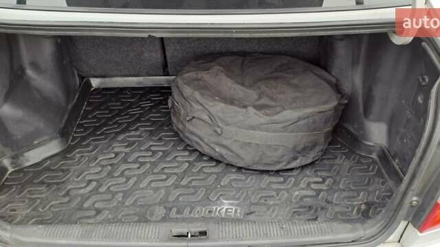 Сірий Хендай Акцент, об'ємом двигуна 1.5 л та пробігом 287 тис. км за 3500 $, фото 16 на Automoto.ua