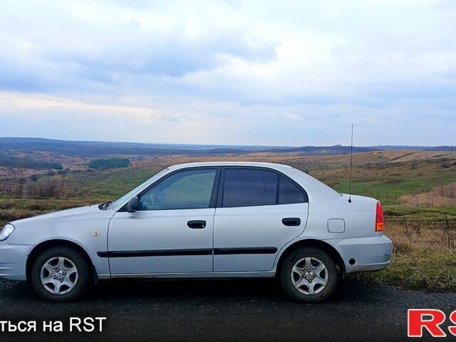 Хендай Акцент 2004 в Новомосковске на Automoto.ua Серый Хендай Акцент, объемом двигателя 1.5 л и пробегом 220 тыс. км за 4000 $, фото 6 на Automoto.ua
