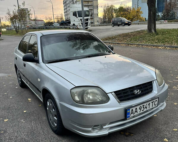 Сірий Хендай Акцент, об'ємом двигуна 1.5 л та пробігом 254 тис. км за 3200 $, фото 3 на Automoto.ua