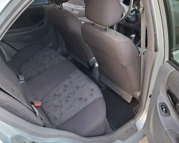 Сірий Хендай Акцент, об'ємом двигуна 1.5 л та пробігом 145 тис. км за 3400 $, фото 4 на Automoto.ua