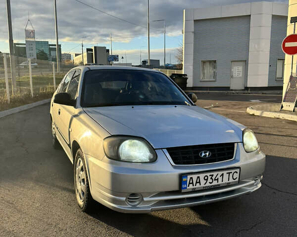 Сірий Хендай Акцент, об'ємом двигуна 1.5 л та пробігом 254 тис. км за 3200 $, фото 10 на Automoto.ua