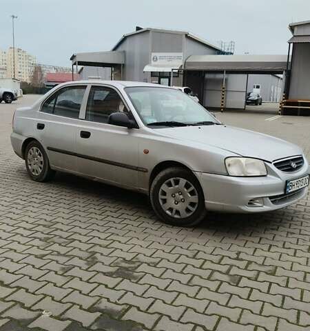 Сірий Хендай Акцент, об'ємом двигуна 1.5 л та пробігом 372 тис. км за 3000 $, фото 1 на Automoto.ua