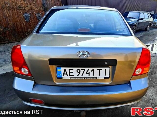 Серый Хендай Акцент, объемом двигателя 1.5 л и пробегом 275 тыс. км за 3700 $, фото 6 на Automoto.ua