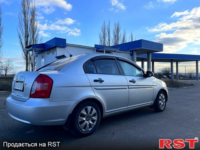 Серый Хендай Акцент, объемом двигателя 1.4 л и пробегом 257 тыс. км за 4300 $, фото 5 на Automoto.ua