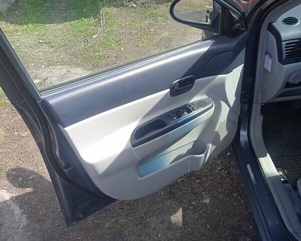 Сірий Хендай Акцент, об'ємом двигуна 1.4 л та пробігом 151 тис. км за 4500 $, фото 9 на Automoto.ua