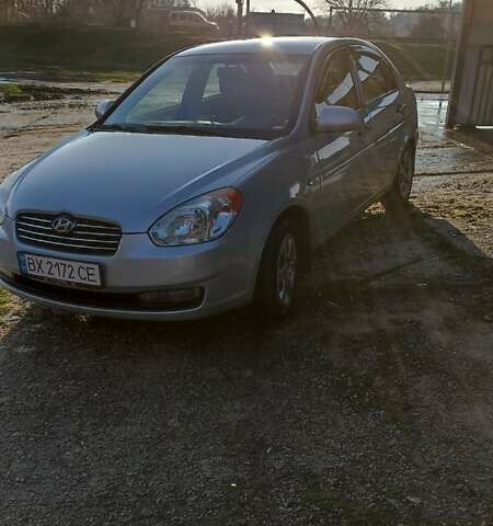 Серый Хендай Акцент, объемом двигателя 1.4 л и пробегом 228 тыс. км за 4400 $, фото 1 на Automoto.ua