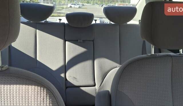 Сірий Хендай Акцент, об'ємом двигуна 1.6 л та пробігом 144 тис. км за 5700 $, фото 34 на Automoto.ua