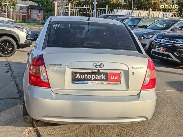 Серый Хендай Акцент, объемом двигателя 1.4 л и пробегом 158 тыс. км за 5890 $, фото 7 на Automoto.ua