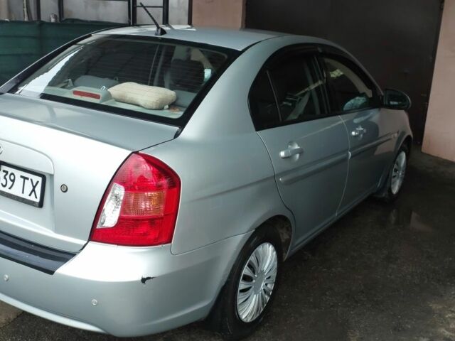 Хендай Акцент 2007 в Одессе на Automoto.ua Серый Хендай Акцент, объемом двигателя 1.6 л и пробегом 145 тыс. км за 5400 $, фото 1 на Automoto.ua