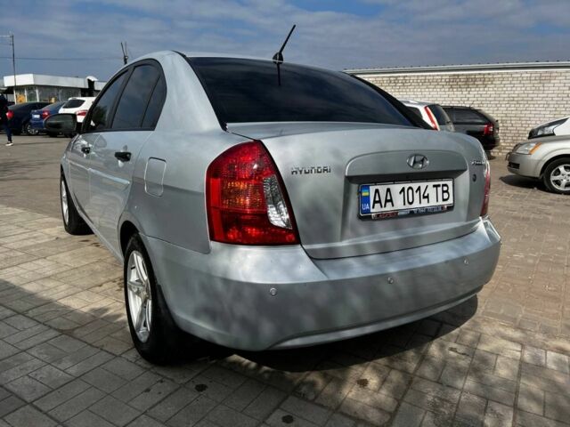 Хендай Акцент 2007 в Днепре (Днепропетровске) на Automoto.ua Серый Хендай Акцент, объемом двигателя 1.4 л и пробегом 145 тыс. км за 5699 $, фото 2 на Automoto.ua