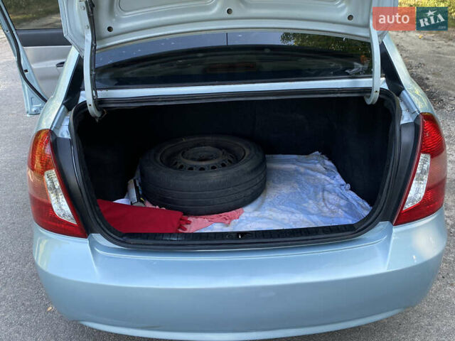 Серый Хендай Акцент, объемом двигателя 1.4 л и пробегом 220 тыс. км за 4000 $, фото 11 на Automoto.ua