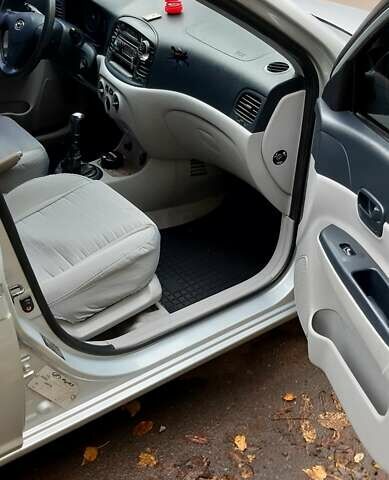 Хендай Акцент 2007 в Одессе на Automoto.ua Серый Хендай Акцент, объемом двигателя 1.4 л и пробегом 127 тыс. км за 5200 $, фото 7 на Automoto.ua