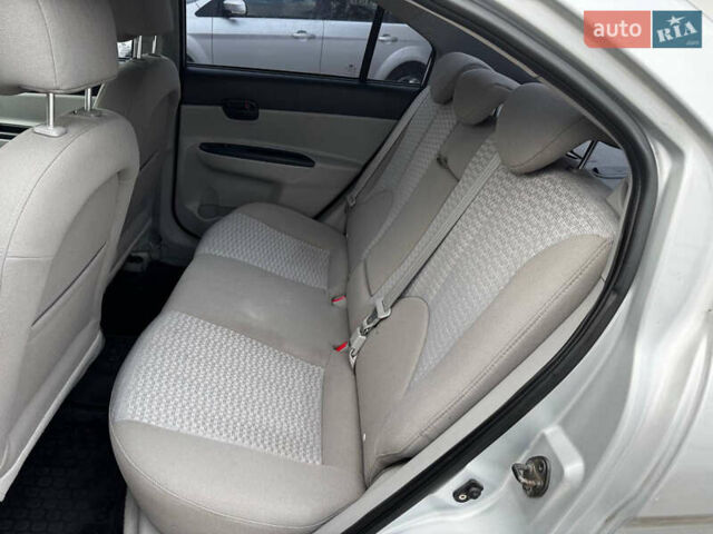 Сірий Хендай Акцент, об'ємом двигуна 1.4 л та пробігом 145 тис. км за 5500 $, фото 13 на Automoto.ua