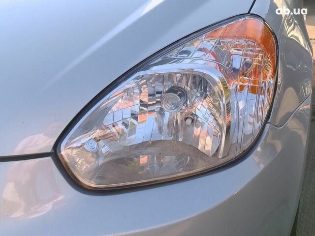 Серый Хендай Акцент, объемом двигателя 1.4 л и пробегом 158 тыс. км за 5890 $, фото 2 на Automoto.ua