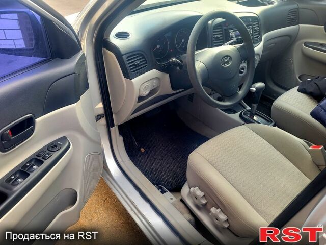 Хендай Акцент 2007 в Запорожье на Automoto.ua Серый Хендай Акцент, объемом двигателя 1.4 л и пробегом 200 тыс. км за 3900 $, фото 2 на Automoto.ua