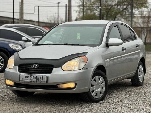 Серый Хендай Акцент, объемом двигателя 1.4 л и пробегом 149 тыс. км за 3650 $, фото 7 на Automoto.ua