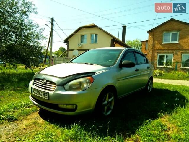 Сірий Хендай Акцент, об'ємом двигуна 1.49 л та пробігом 218 тис. км за 4300 $, фото 1 на Automoto.ua