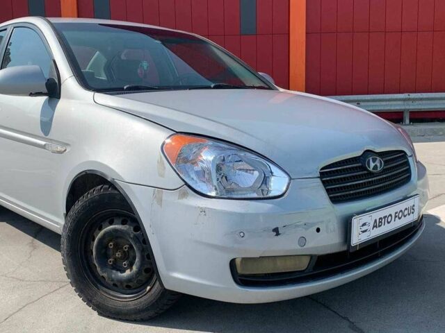 Сірий Хендай Акцент, об'ємом двигуна 1.5 л та пробігом 183 тис. км за 3690 $, фото 1 на Automoto.ua