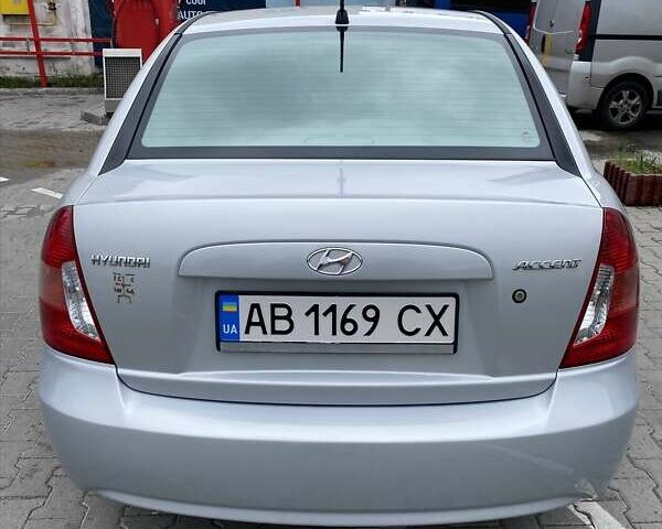 Сірий Хендай Акцент, об'ємом двигуна 1.4 л та пробігом 165 тис. км за 4900 $, фото 1 на Automoto.ua