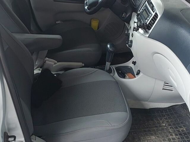 Хендай Акцент 2007 в Одессе на Automoto.ua Серый Хендай Акцент, объемом двигателя 1.6 л и пробегом 145 тыс. км за 5400 $, фото 3 на Automoto.ua